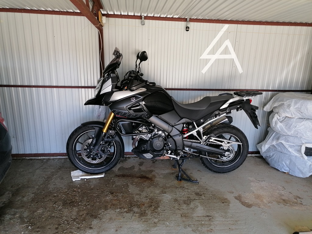 V-Strom1